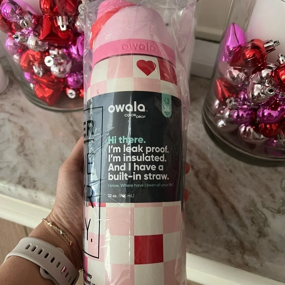 Owala Valentines 2025 “Check Me Out” 32oz FreeSip Pink and Red NWT RARE
